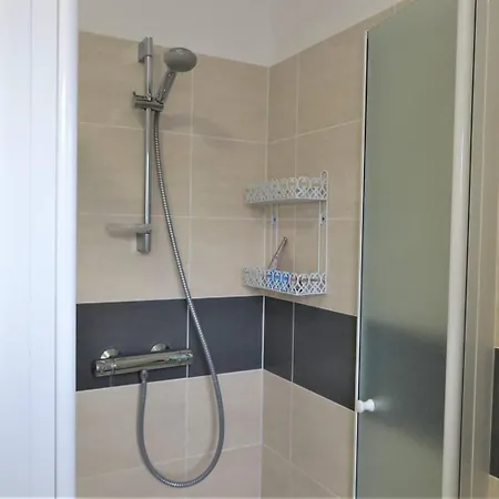 Vue Avec Terrasse Et Wifi A - Ref 828 Perros-Guirec